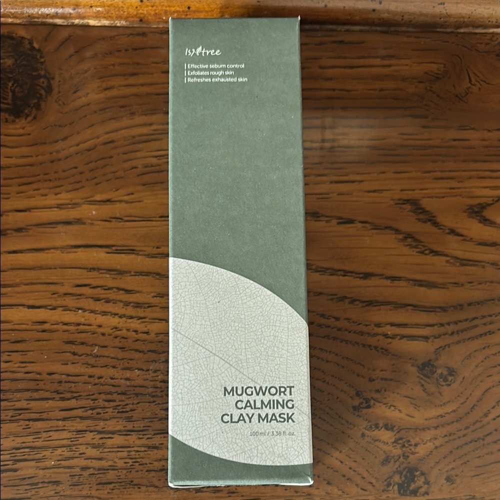 Isntree Mugwort Calming Clay Mask